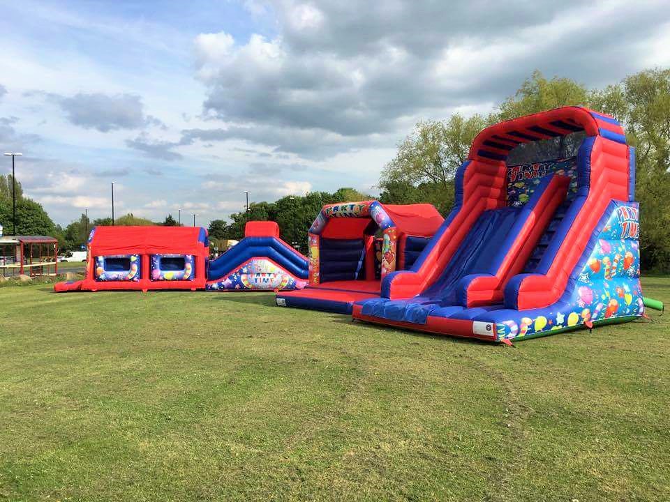 Pillow bash / pole joist - Bouncy Castle, Disco Dome, Soft Play, Slides,  Sumo Hire in Grays Brentwood Romford Hornchurch Upminster Dagenham Essex