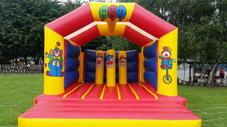 Dinosaur 3D fun run assault course - Bouncy Castle, Disco Dome, Soft Play,  Slides, Sumo Hire in Grays Brentwood Romford Hornchurch Upminster Dagenham  Essex